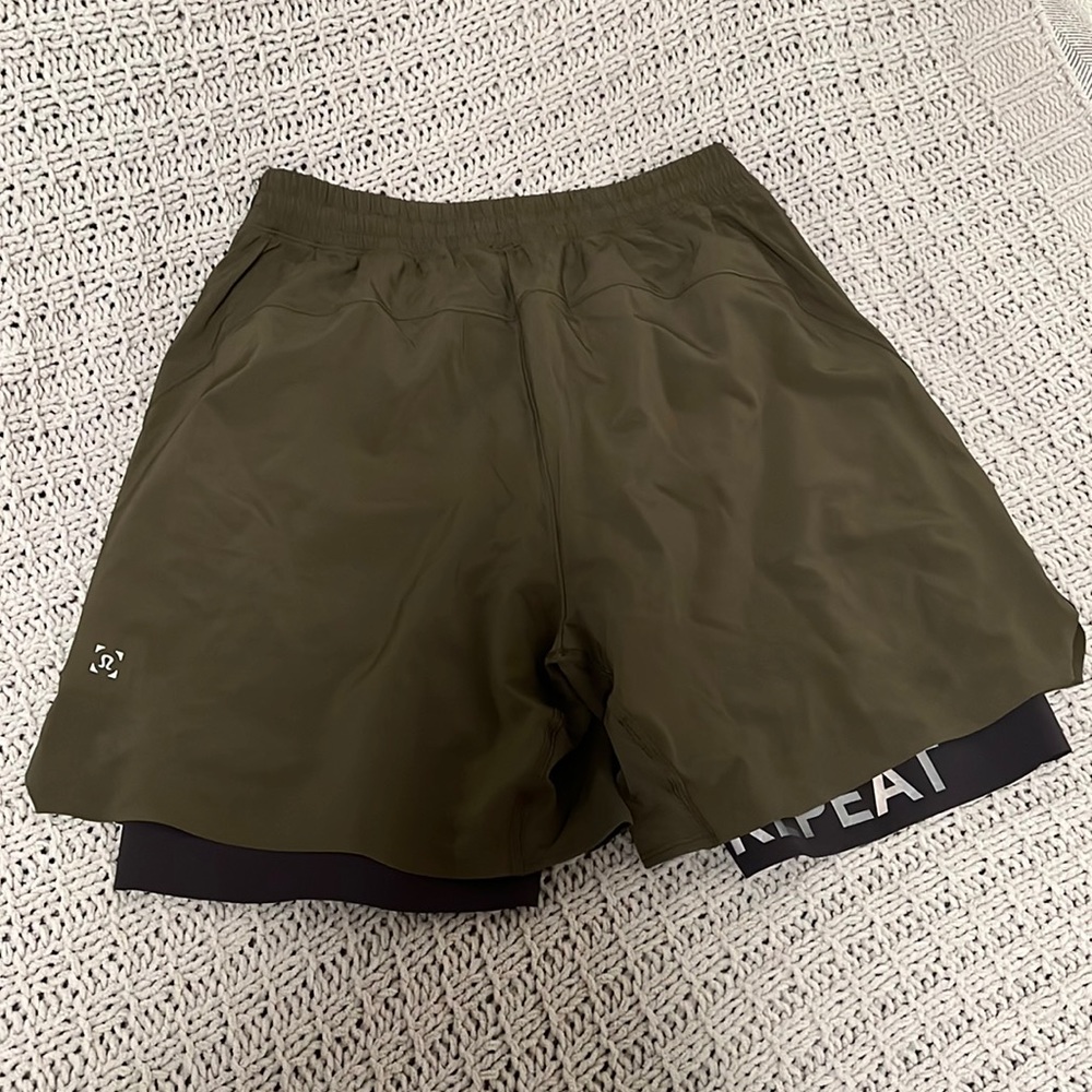 Lululemon Surge 6” Lined Size S